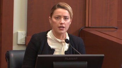 050522_amber_heard_redmayne_kal