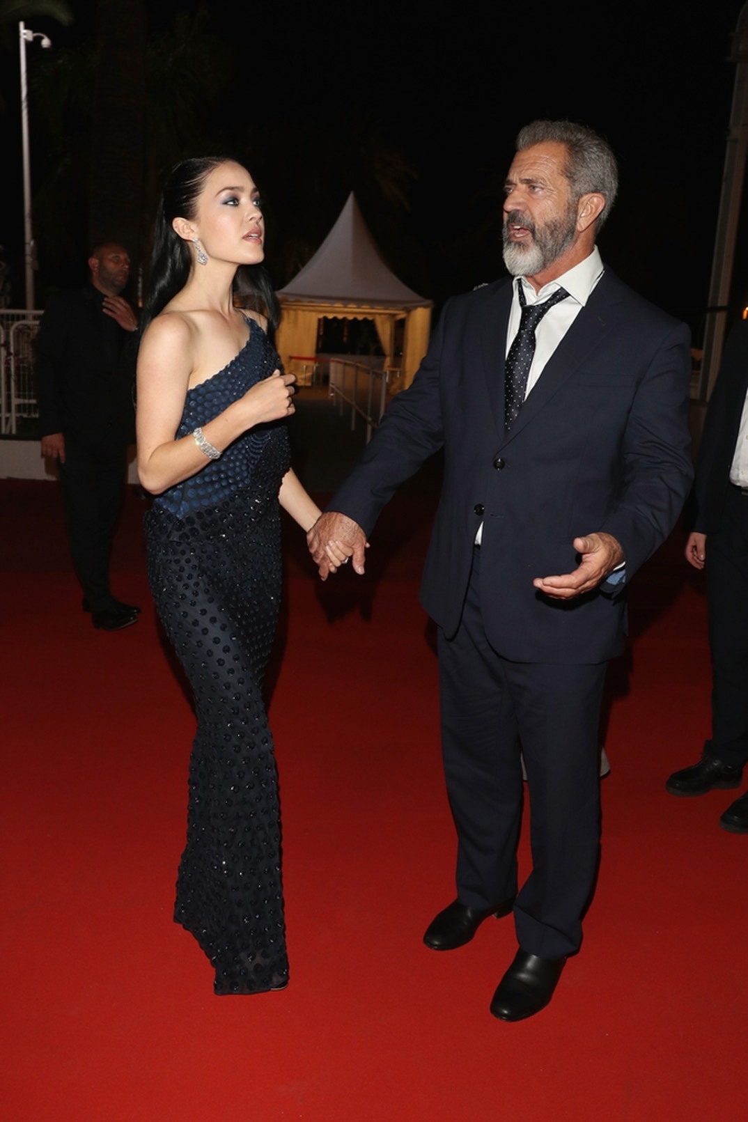 Mel Gibson and Rosalind Ross Happier Times 0