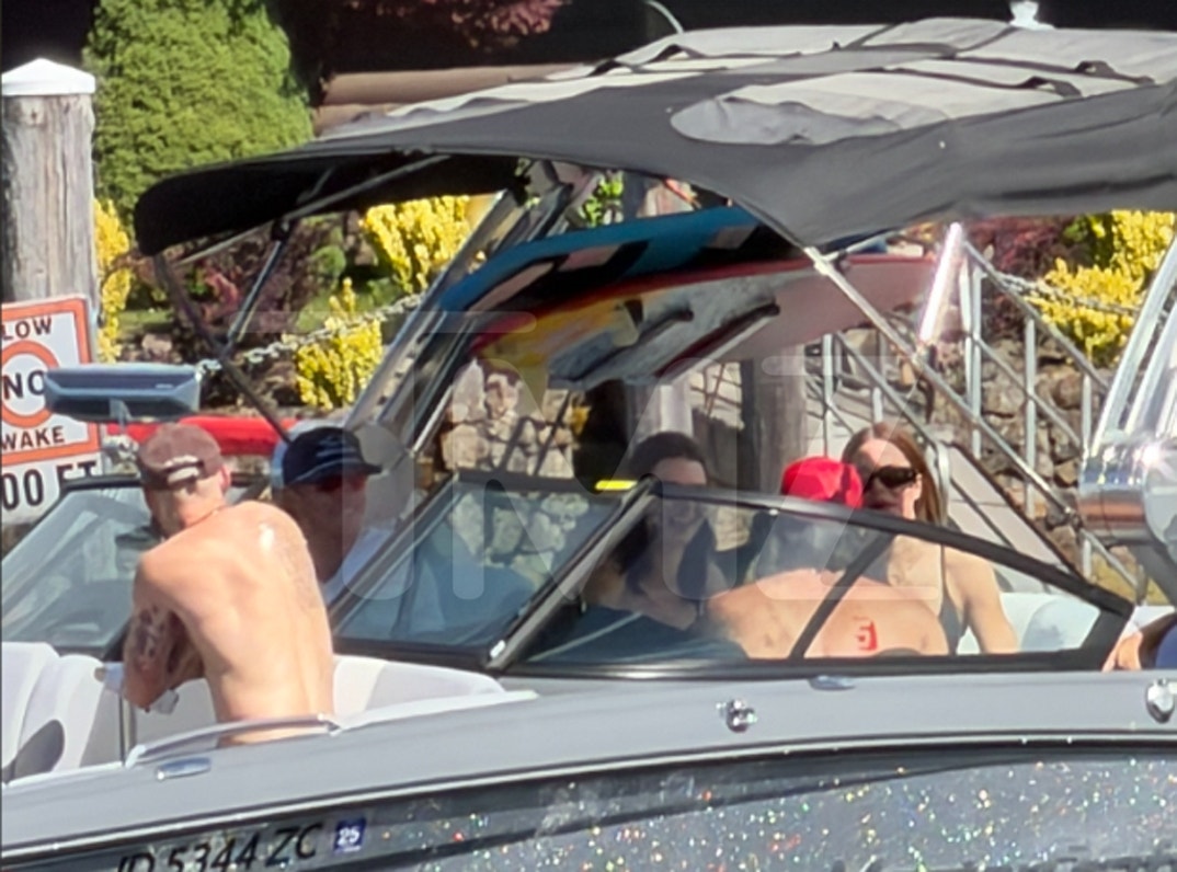 Biebers Kendall Jacob Lake Idaho 17