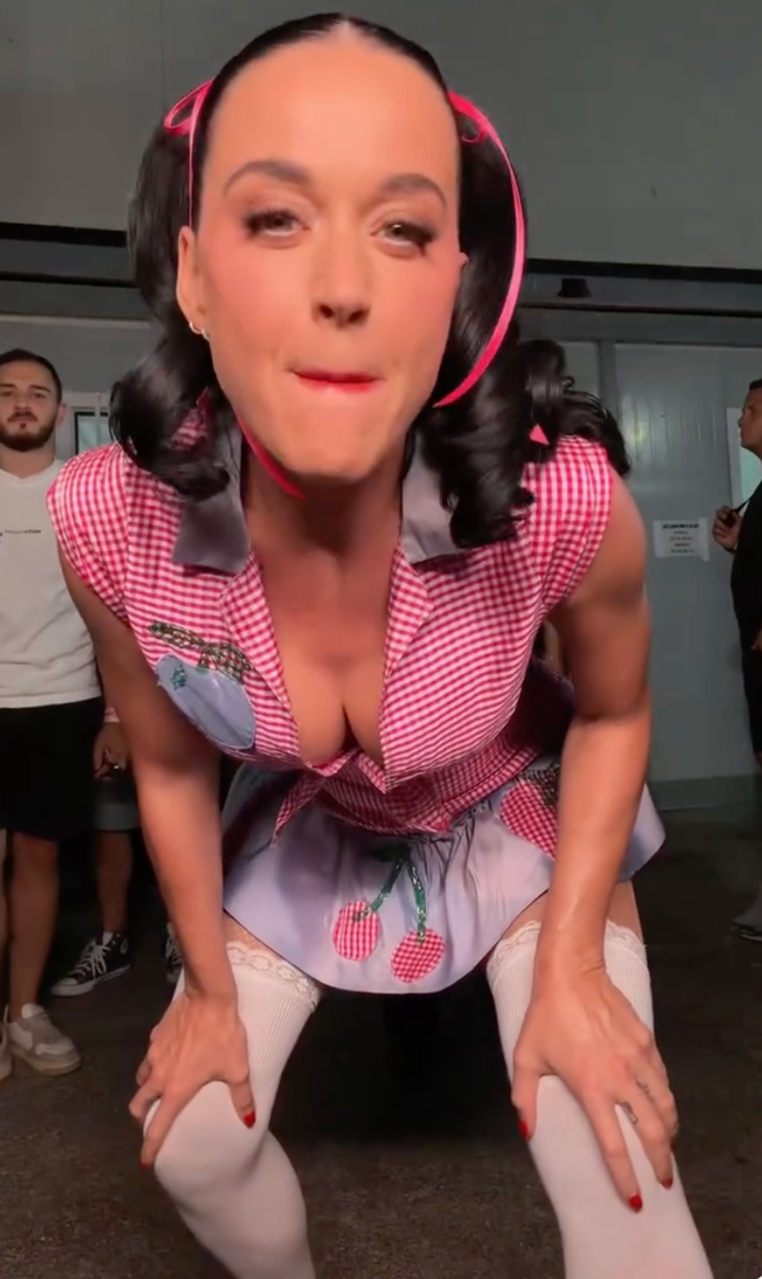 Katy Perry Hot Shots 5