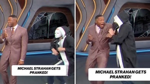 michael strahan gets pranked NFL on FOX