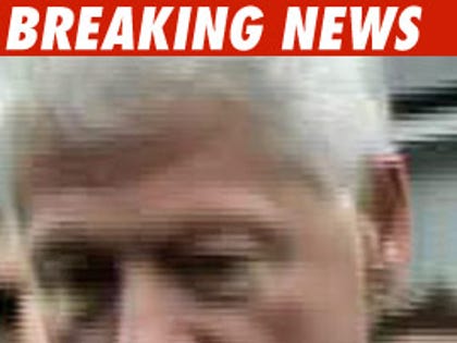 0211_bill_clinton_bn_tmz_01-1