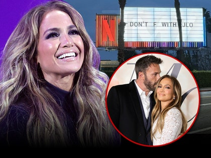 jennifer lopez netflix sign ben affleck