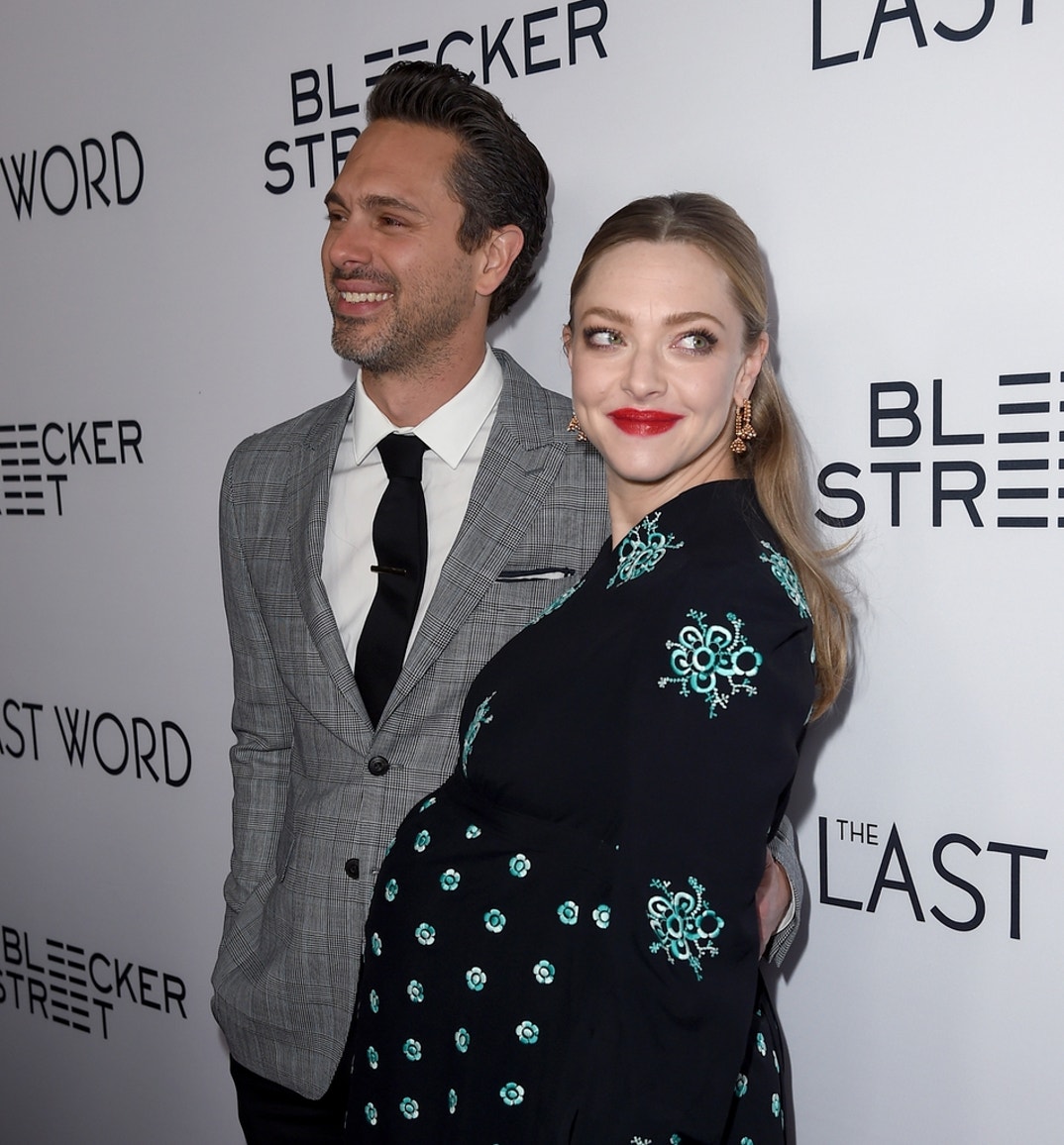 Amanda Seyfried and Thomas Sadoski Happier Times 2