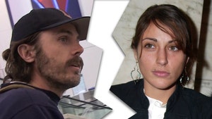 Casey Affleck's Wife Files for Divorce