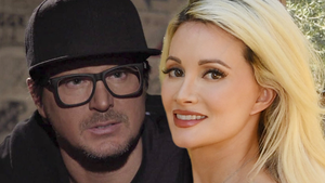 Holly Madison   Zak Bagans