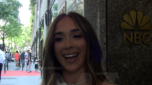 072226_ariana_biermann_primary