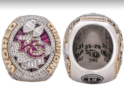 1016-2020-Kansas-City-Chiefs-Super-Bowl-LIV-Championship-Ring-primary-2