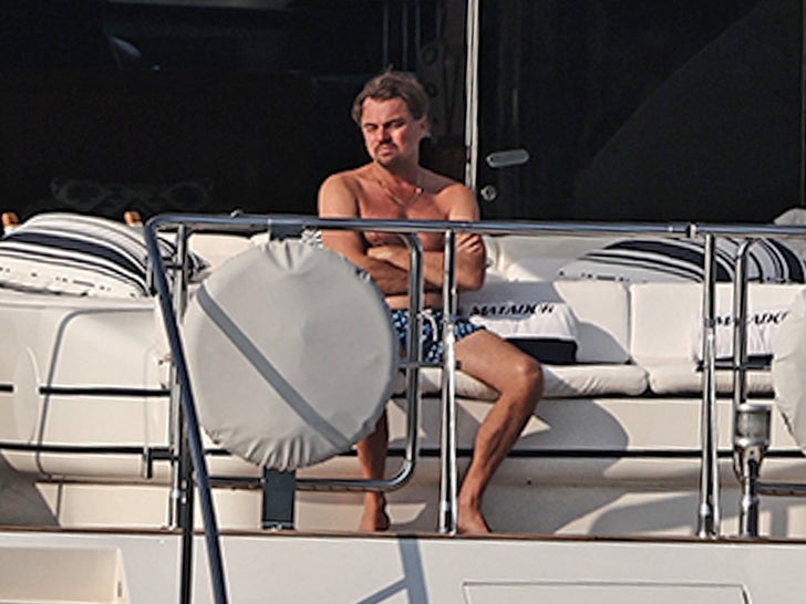 0818-Vittoria-Cerretti-Cools-Off-In-Ibiza-While-Leonardo-DiCaprio-Relaxes-Sub3