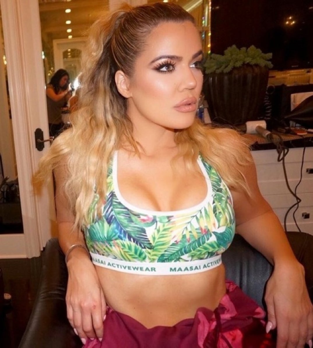 0623_khloe_kardashian_insta17