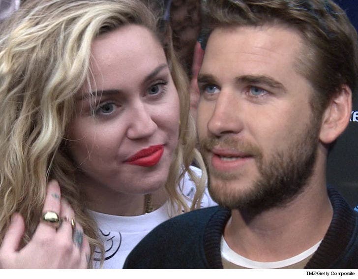 blåhval beskydning internettet Miley Cyrus and Liam Hemsworth In No Rush to Get Married