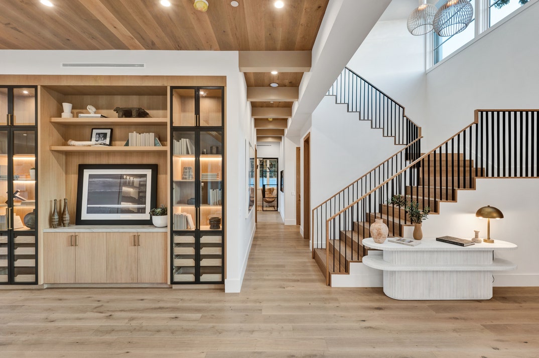 Allison Holker home 7