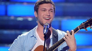 'American Idol' Winner Phillip Phillips 'Memba Him?!