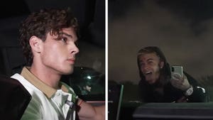 122525_clavicular_stream_crash_primary