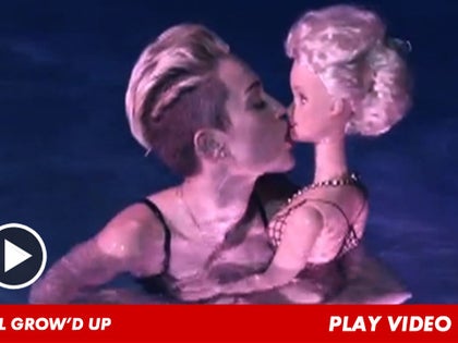 061913_miley_launch