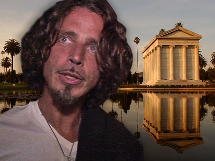 0523-chris-cornell-hollywood-forever-cemetary-01