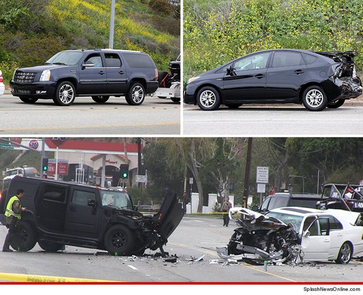 Bruce Jenner -- 'Black Boxes' Could Hold Key to Fatal :: 0209-cars-in-jenner-accident-splash-tmz-3