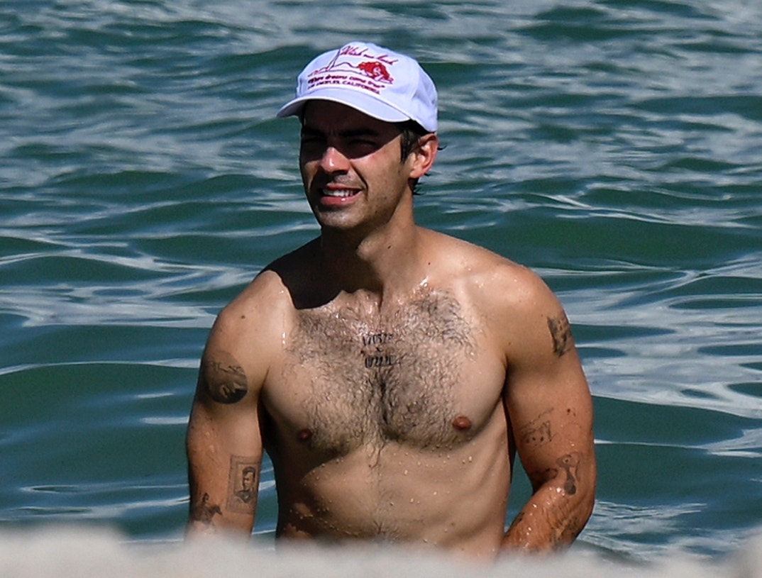 Joe Jonas Tattoos In Miami 
 7