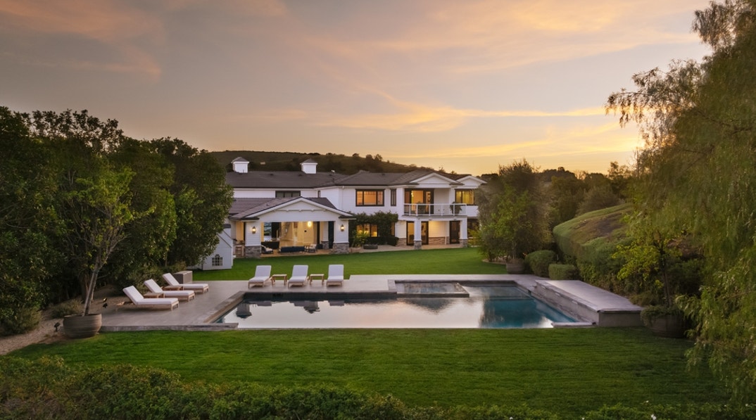 Kylie Jenner Hidden Hills Home For Sale 1