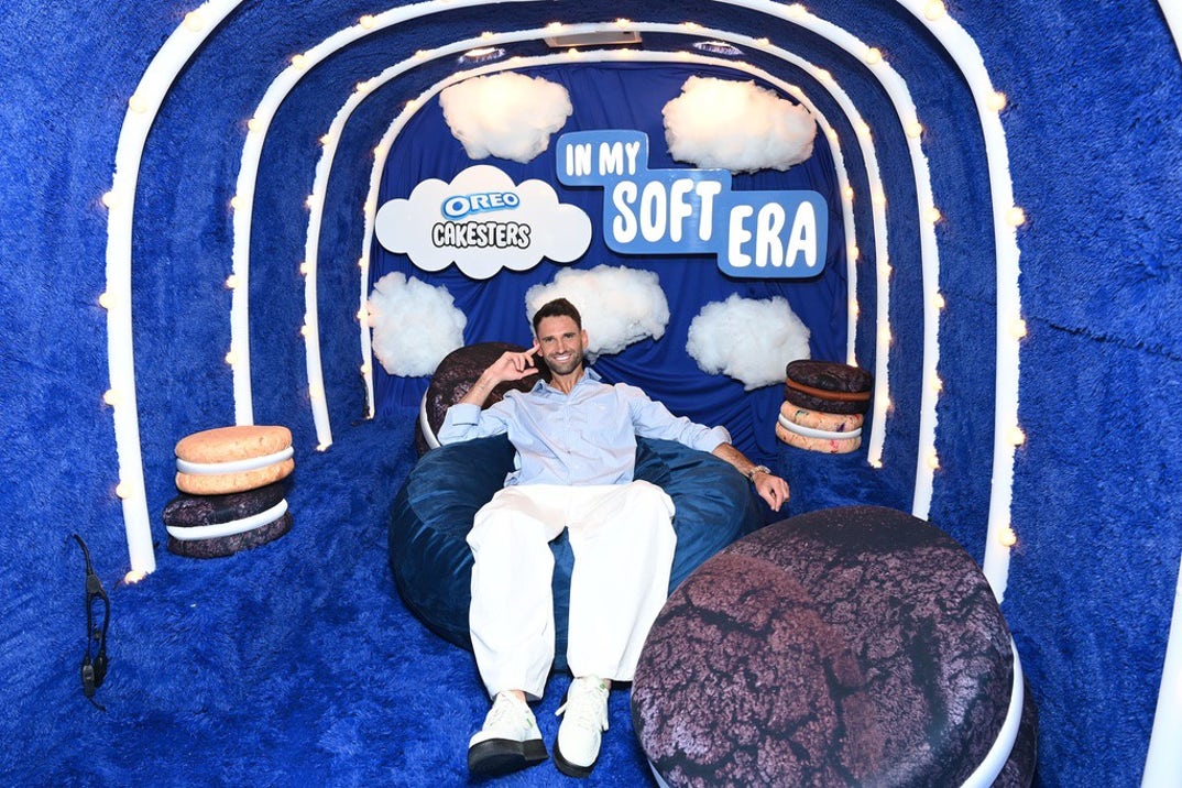 Oreo Cakesters Soft Life Pop Up Celebs 0