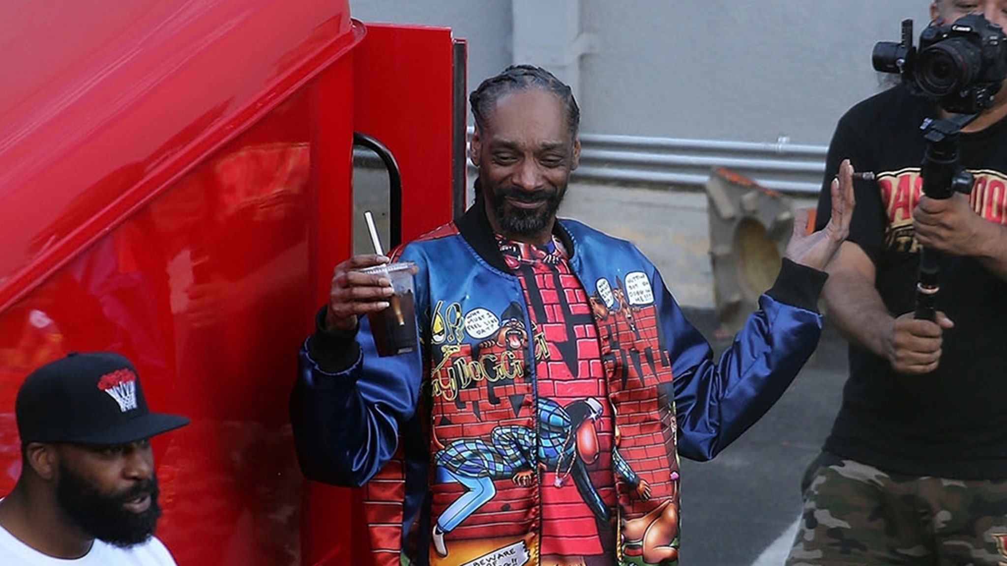 Snoop Dogg, Wiz Khalifa, Xzibit and John Legend Shoot Music Videos