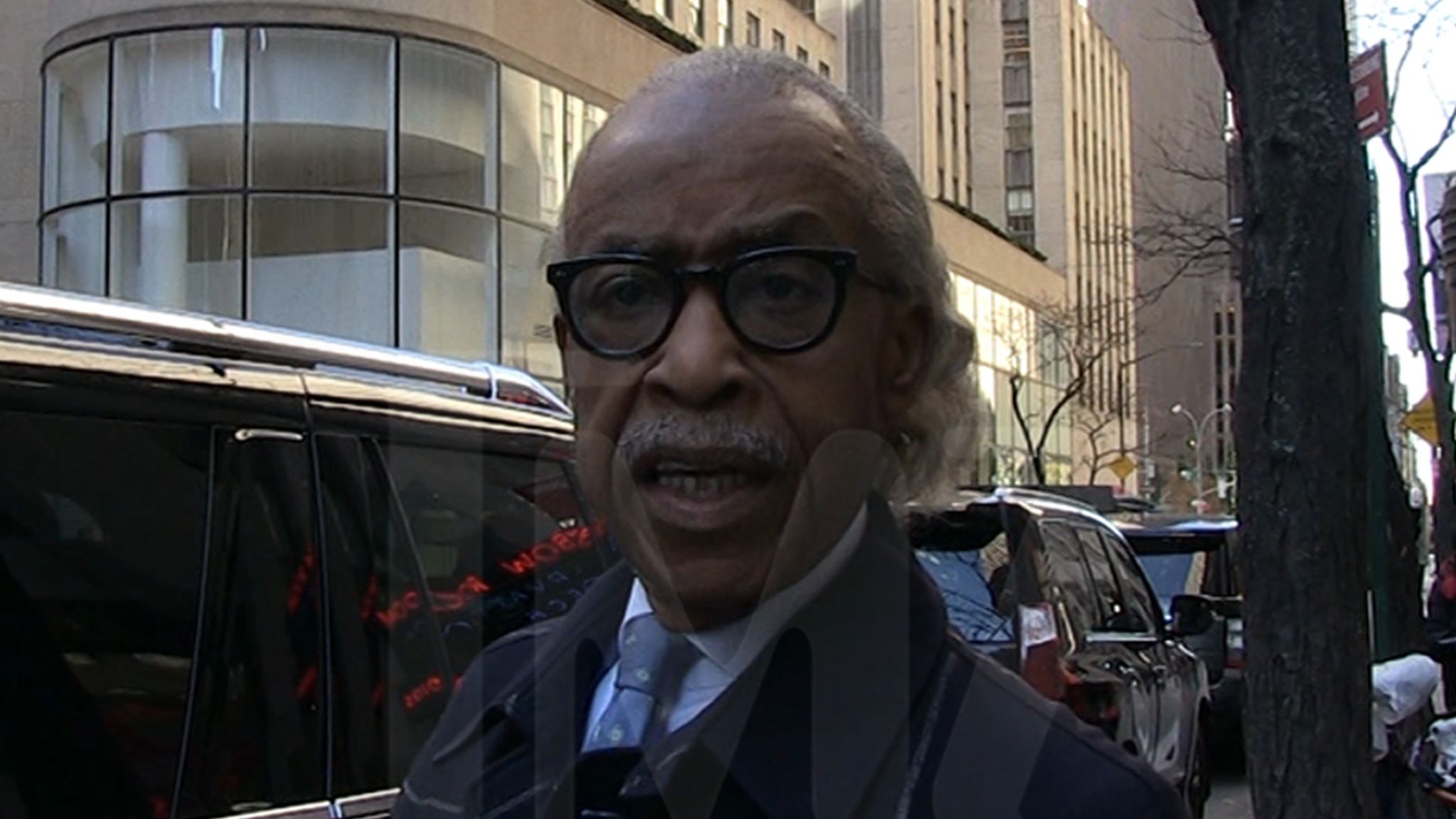 Al Sharpton Says Kyrie Irving Doesn't Get 'Flogging' For Anti-Semitism