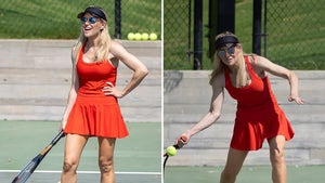 Brooke Mueller Playing Tennis