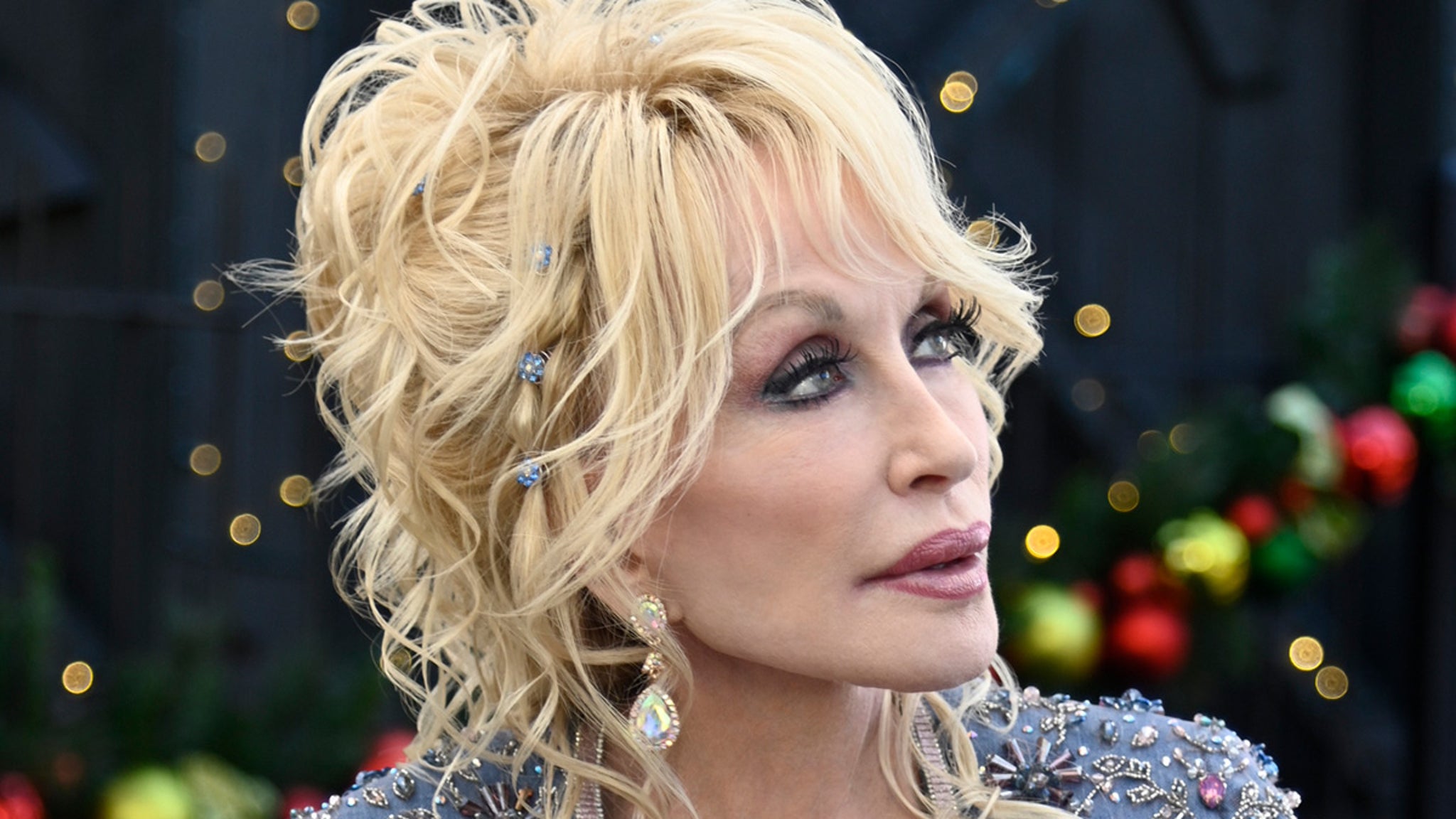 Dolly Parton Cancels Las Vegas Shows Due to Serious Health Issues