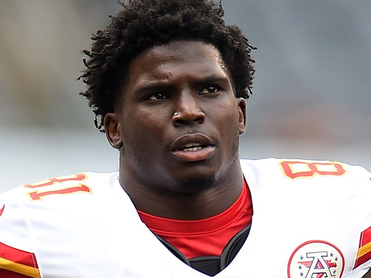 Tyreek Hill Breaks Silence After NFL Decides Not to Suspend, 'False Allegations'