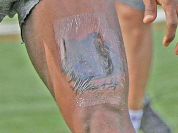 05 Photo – Lebron James a déjà son tatouage en hommage à Kobe Bryant