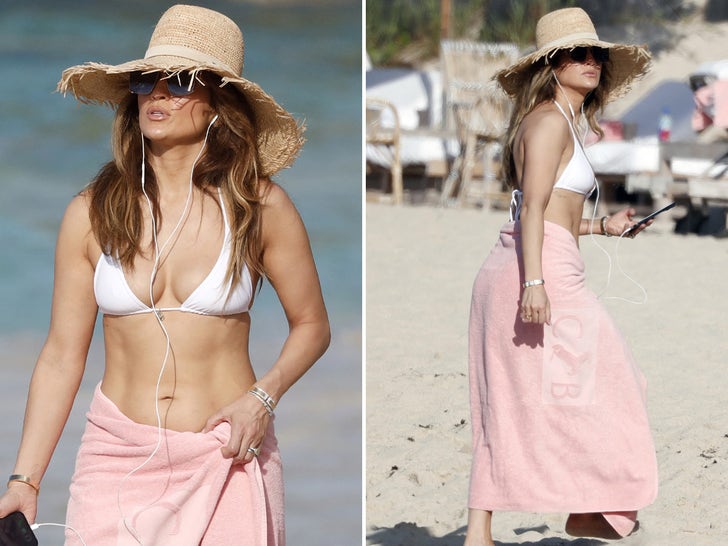 Jennifer Lopez Shows Off Bikini In St Barts