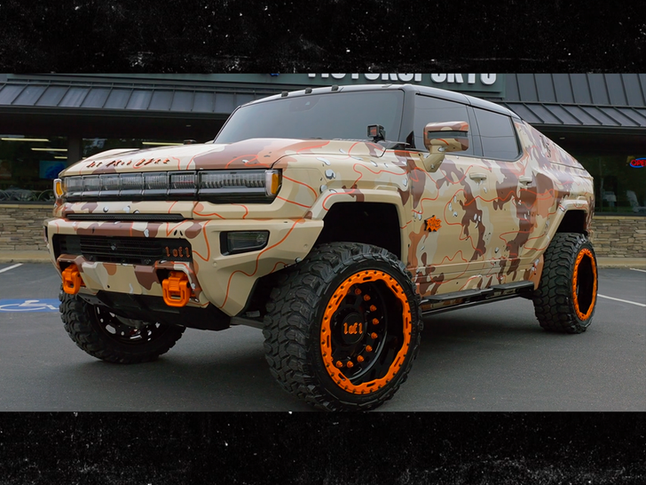 LaMelo Ball Hummer sub Dreamworks Motorsport