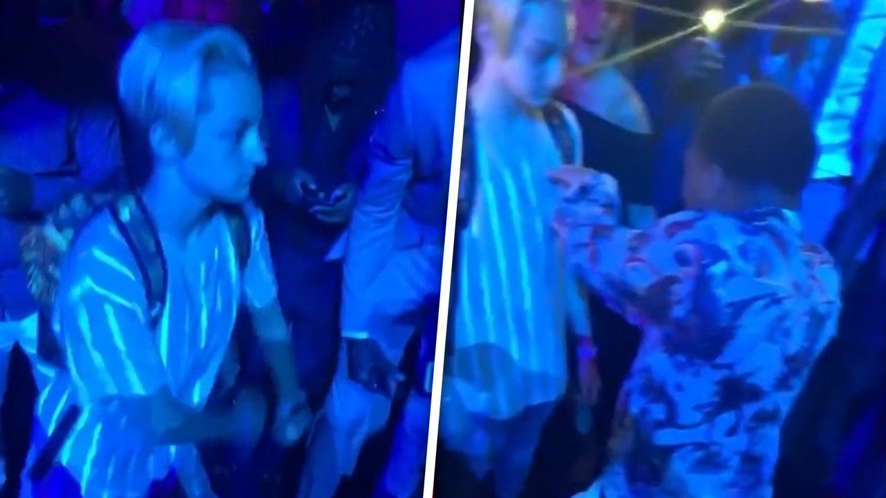 Shiggy Destroys Backpack Kid In Epic Dance Battle