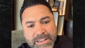 Oscar De La Hoya to Mayweather, Let's Work Together to Fight COVID-19