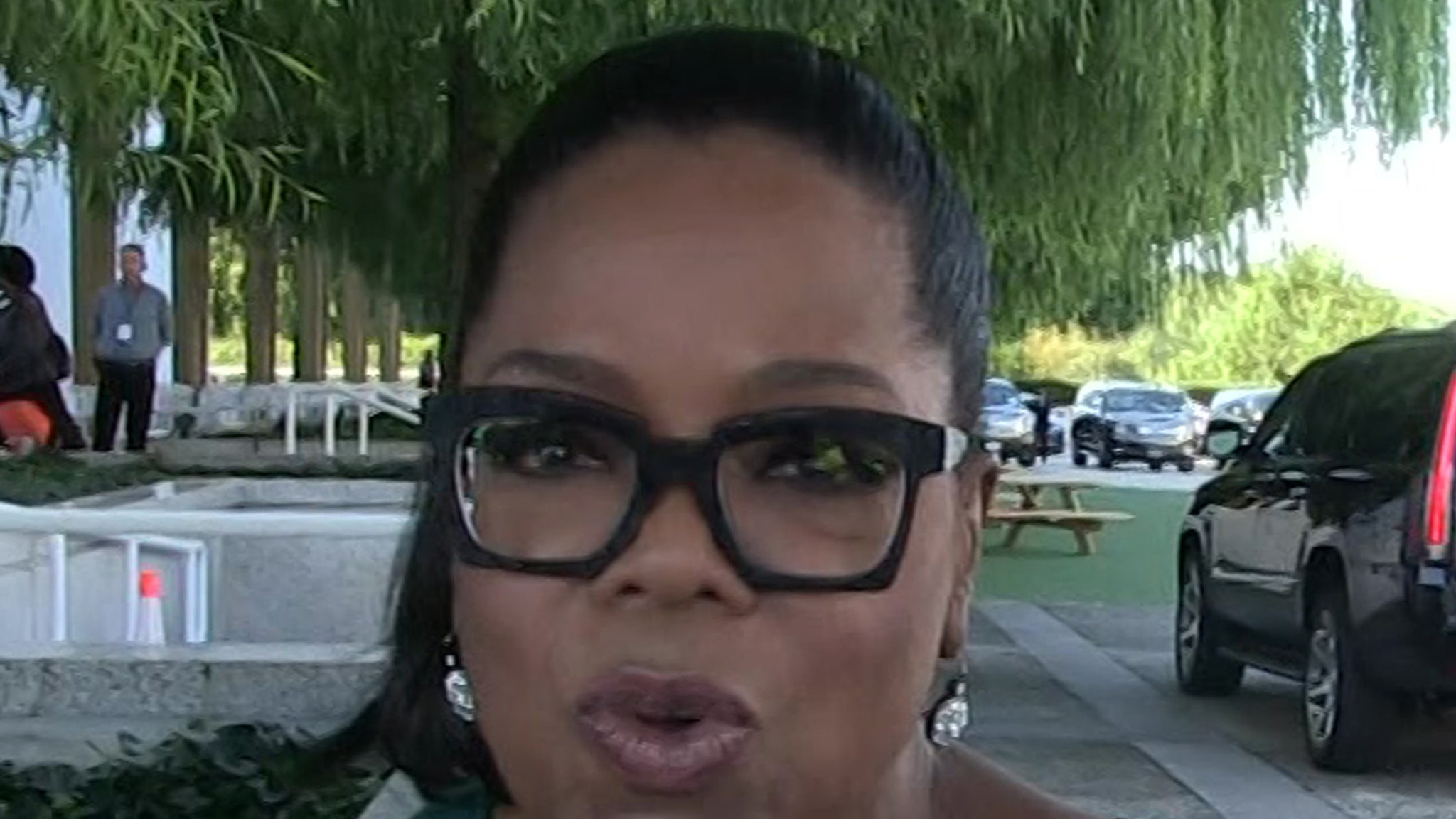 Interviste di Oprah Dolly Parton riemerge e i fan chiedono motivazione