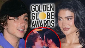 Timothée Chalamet Sneaks Into Golden Globes Late with Kylie Jenner