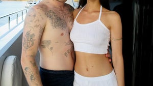 0709-brooklyn-nicola-peltz-beckham-sexy-stars-on-boats-guess-who-primary_720