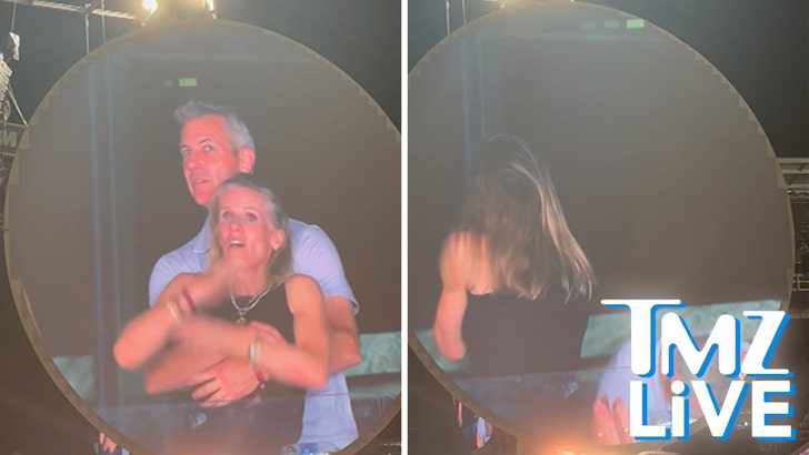 071825_couple_caught_coldpla_kal