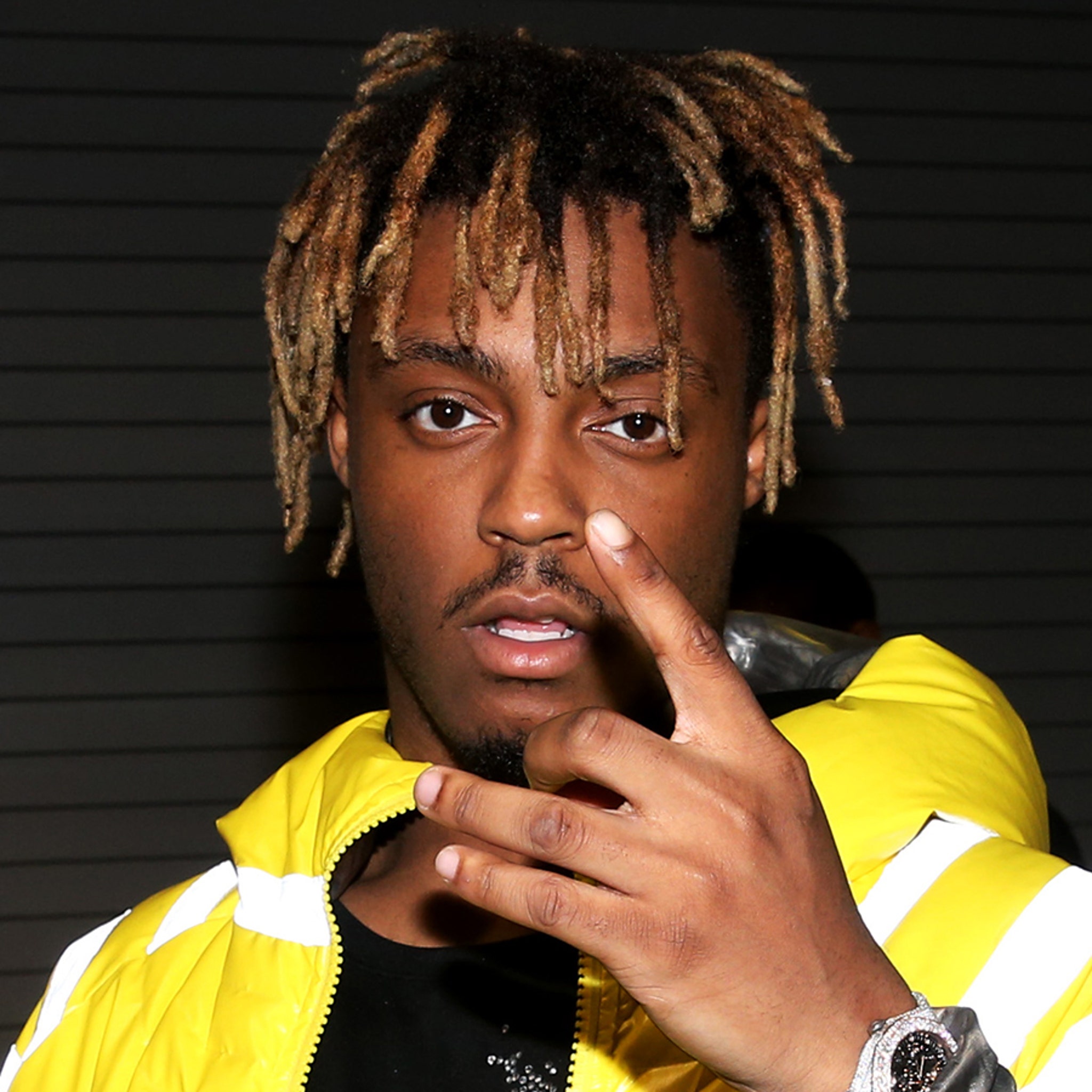 Juice WRLD Dead at 21 After Seizure in Chicago, Final Moments Captured