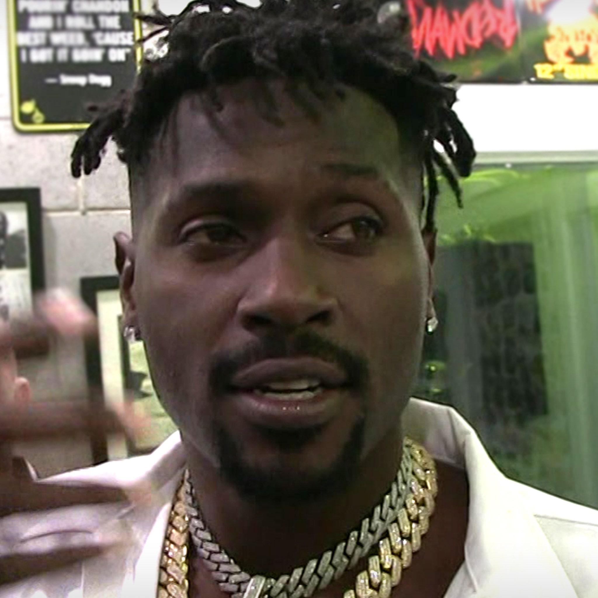 Daily Loud on X: Antonio Brown says “lemme get next” with