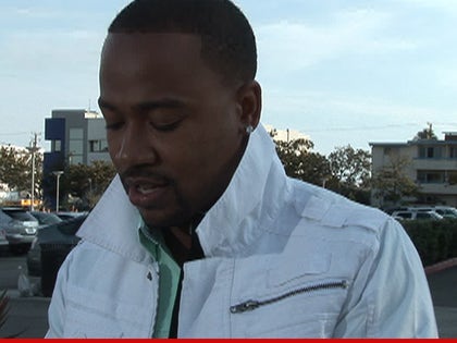 0423-columbus-short-tmz-01