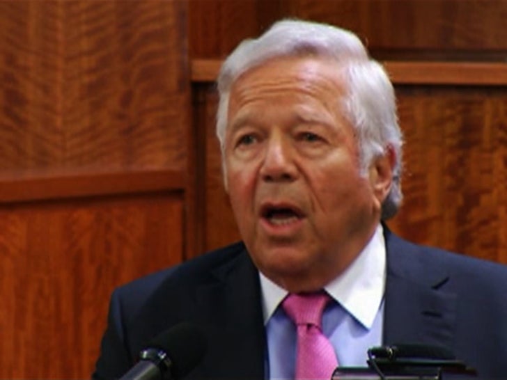 033115_robert_kraft_primary