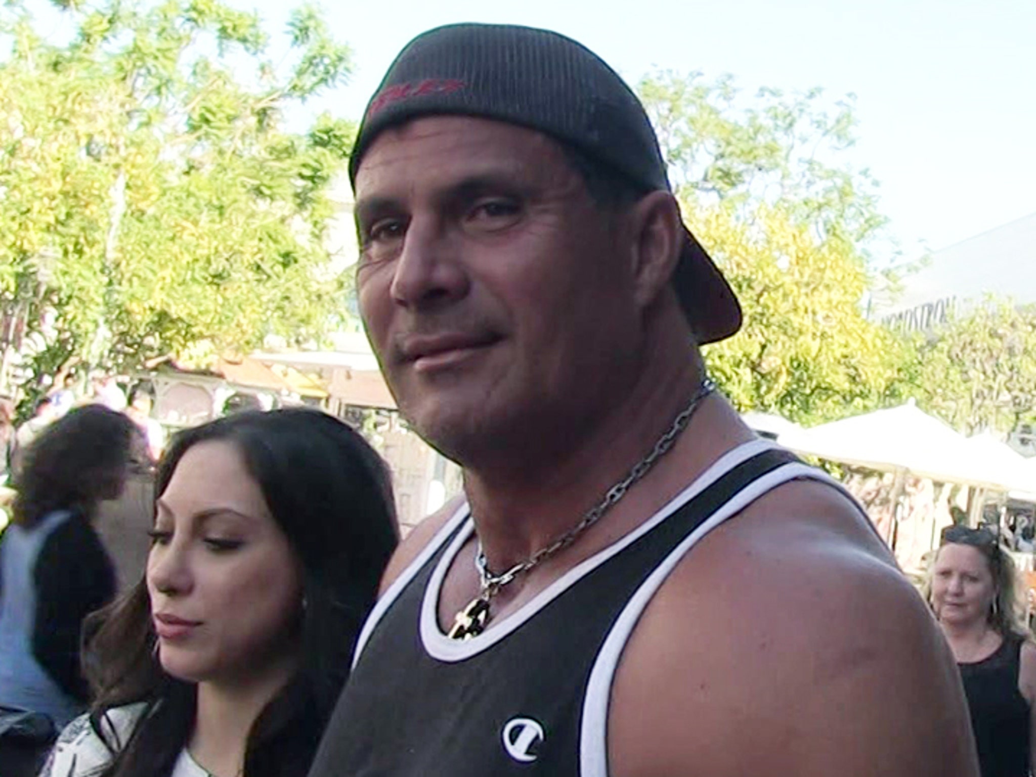 Jose Canseco Accidentally Shoots Himself in Hand – The Hollywood Reporter