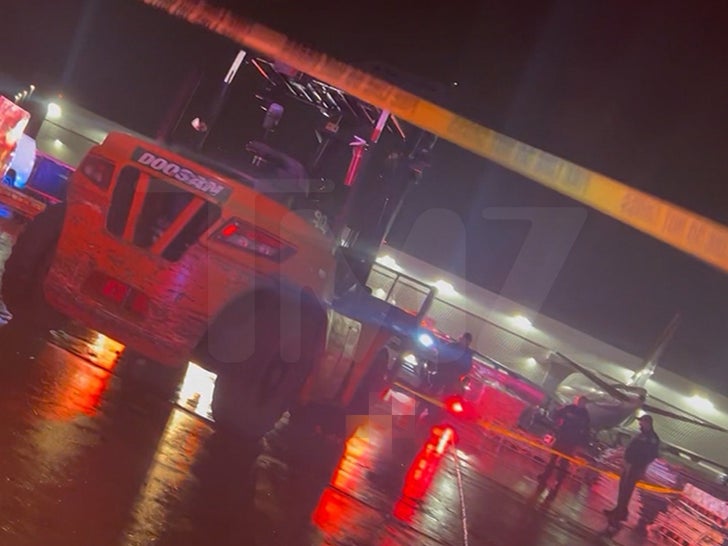 JFK Havaalanında Forklift Kazası Bir İşçiyi Ağır Yaraladı