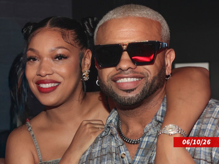sub-raz-b-mona-li-getty-1