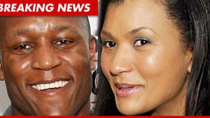 Barry Sanders Files For Divorce -- Leaves Marriage in the Dust