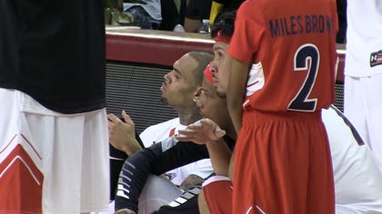 091116_chris_brown_kal_v4