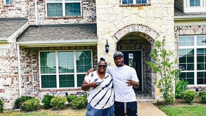 Dallas Cowboys Rookie Micah Parsons Buys Mom New House, 'One Goal After Another!'