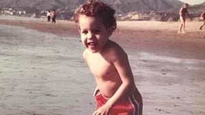 0327-pete-wentz-cute-kids-primary_720