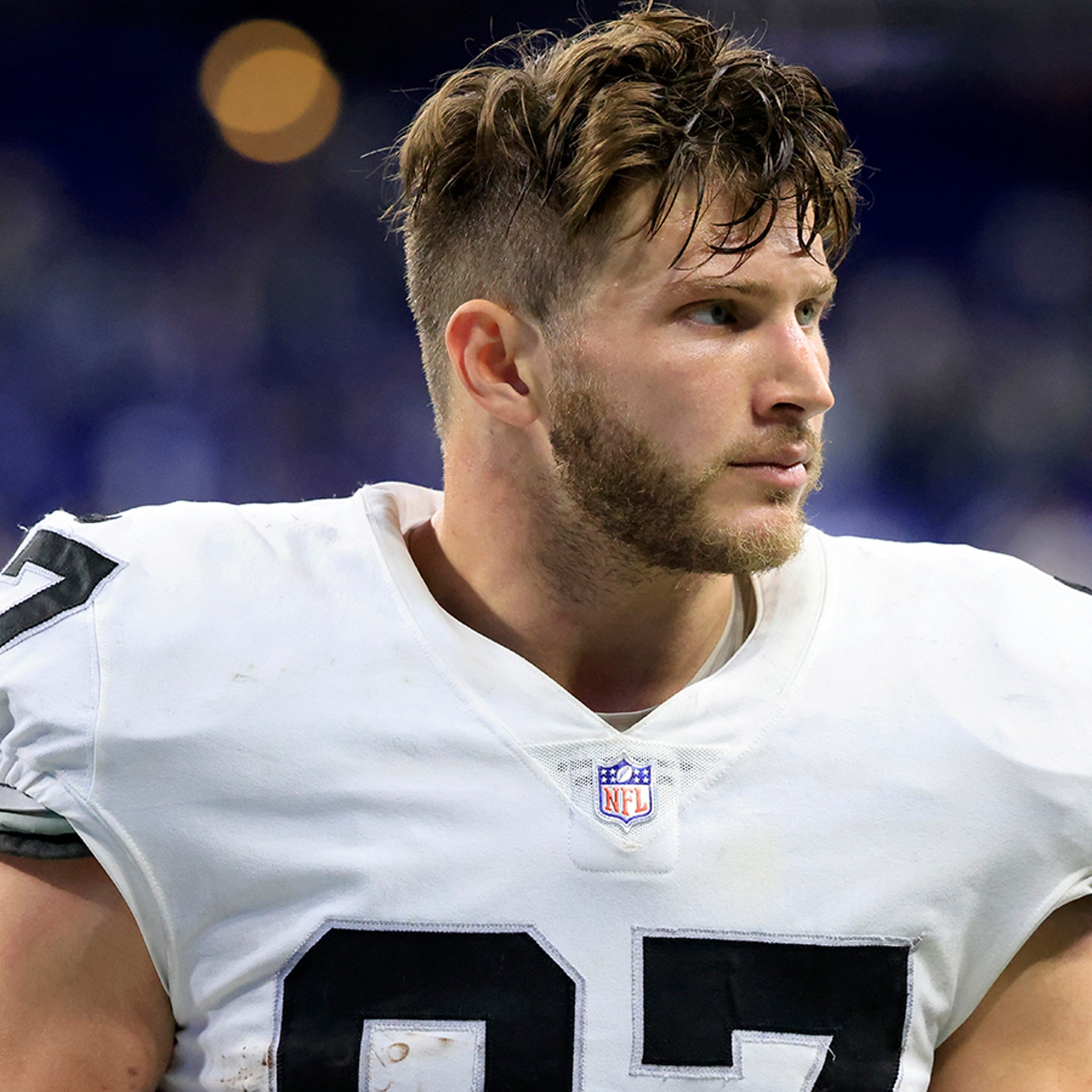 Former Raiders TE Foster Moreau reveals cancer diagnosis